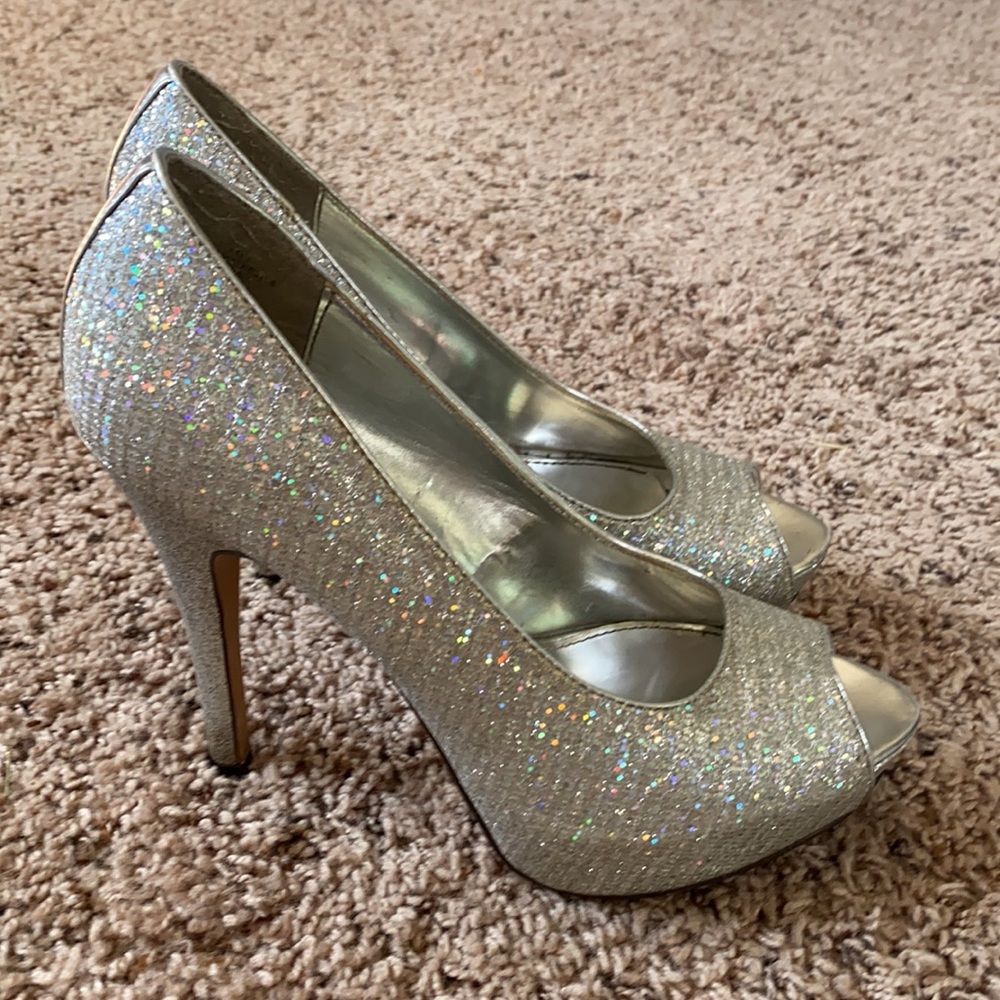 Charlotte Russe size 8 Heels - Picture 3 of 3